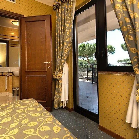 Park Blanc Et Noir רומא