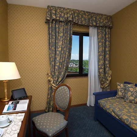 Park Blanc Et Noir מלון