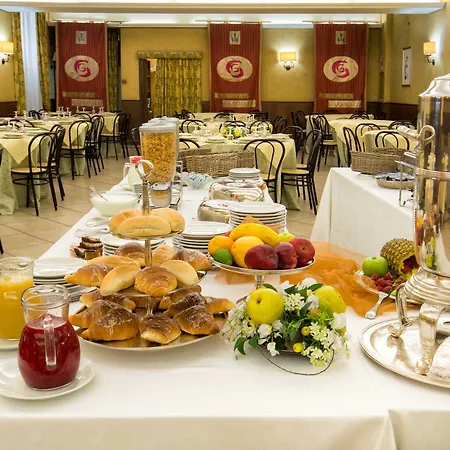 Park Blanc Et Noir מלון 3*