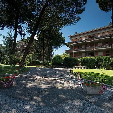 Park Blanc Et Noir Otel Roma