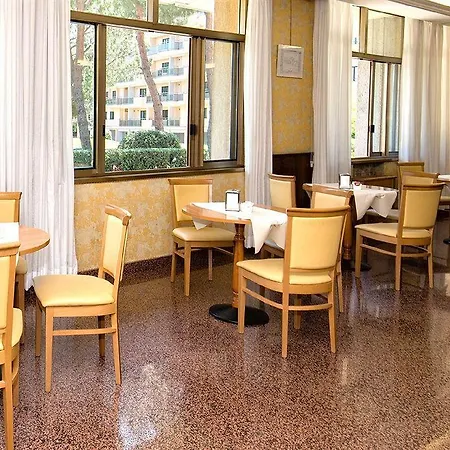 Hotell Park Blanc Et Noir